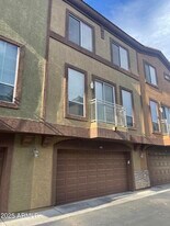 1920 E Bell Rd in Phoenix, AZ - Building Photo