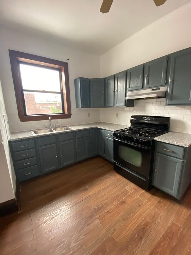 1309 E Carson St in Pittsburgh, PA - Building Photo - Building Photo