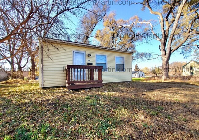 property at 1213 Manson St