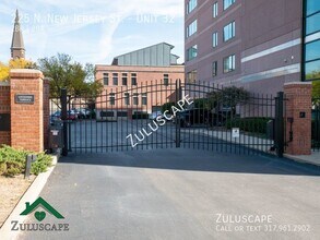 225 N New Jersey St in Indianapolis, IN - Building Photo - Building Photo