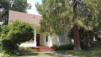 536 W 3rd St in Chico, CA - Building Photo