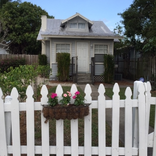 312 N J St in Lake Worth, FL - Building Photo