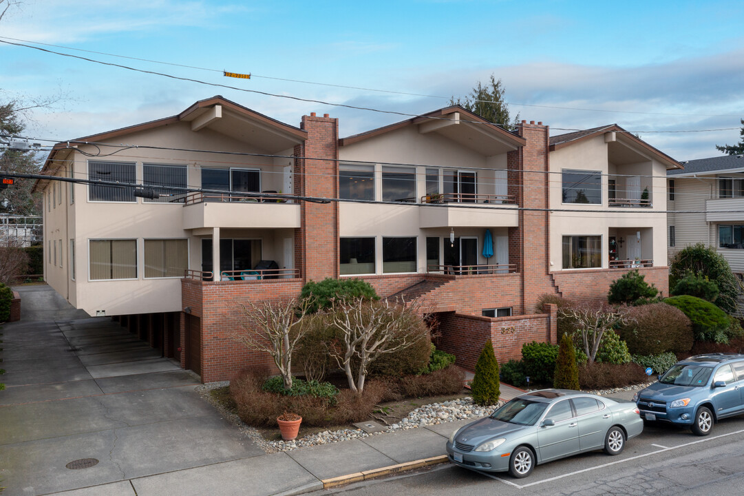 325 3rd Ave S in Edmonds, WA - Building Photo