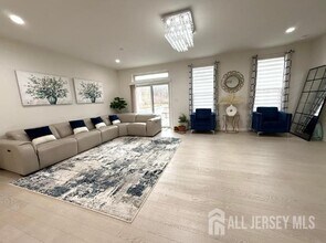 21 Wisteria Ct in Monroe Township, NJ - Building Photo - Building Photo