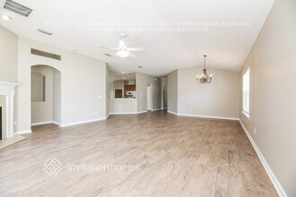 3675 Blue Wing Ct in Orange Park, FL - Foto de edificio - Building Photo