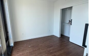 17 Lattimore Ct, Unit A7 in Boston, MA - Foto de edificio - Building Photo