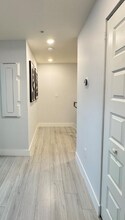 10415 NW 82nd St in Doral, FL - Building Photo - Building Photo