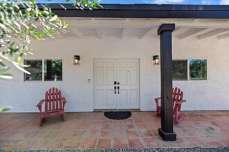 32300 Shadow Mountain Ln in Thousand Palms, CA - Building Photo - Building Photo