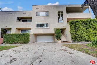 2109 Washington Ave in Santa Monica, CA - Foto de edificio - Building Photo