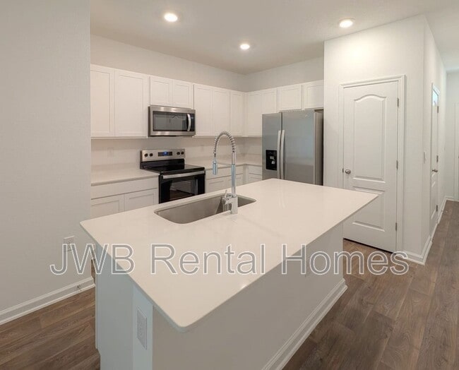 5934 Sharon Lake Dr in Jacksonville, FL - Building Photo - Building Photo