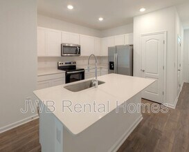 5934 Sharon Lake Dr in Jacksonville, FL - Building Photo - Building Photo