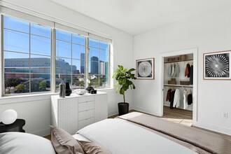 City View Lofts in Houston, TX - Foto de edificio - Building Photo