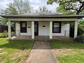 376 W Walters St in Lewisville, TX - Building Photo - Building Photo