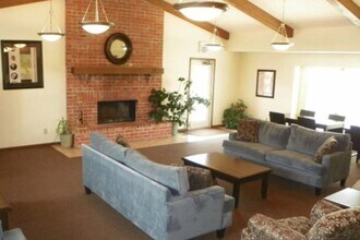 Basswood Apartments in Bloomington, IN - Building Photo - Building Photo