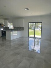 2877 SE 1st Ct in Boynton Beach, FL - Building Photo - Building Photo