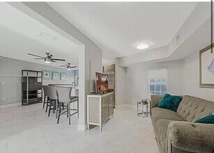 725 SE 14th Ct in Fort Lauderdale, FL - Building Photo - Building Photo