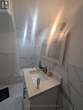 38 Jeffton Crescent in Toronto, ON - Building Photo - Building Photo