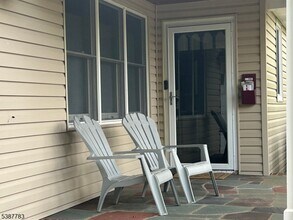 10 Montvale Ave in Montvale, NJ - Building Photo - Building Photo