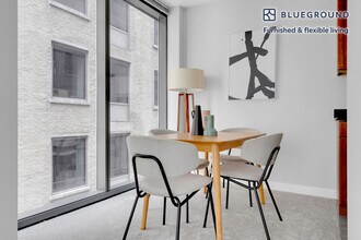 210 N Wells St, Unit FL17-ID632 in Chicago, IL - Foto de edificio - Building Photo