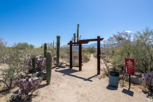 Apartamentos Alquiler en Casas Adobes, AZ