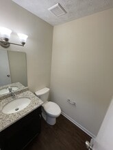 956-988 W Liberty St in Medina, OH - Building Photo - Building Photo