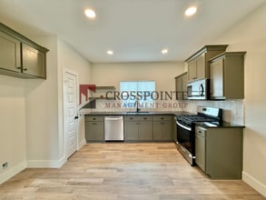 17422 Crossing Cir in Lindale, TX - Building Photo - Building Photo