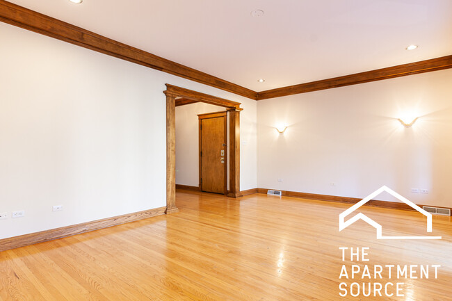 5838 N Kenmore Ave in Chicago, IL - Building Photo - Building Photo