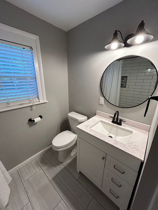 2108 Teresa Dr in Savannah, GA - Building Photo - Building Photo