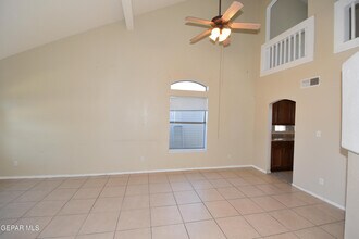10830 Elise St in El Paso, TX - Building Photo - Building Photo