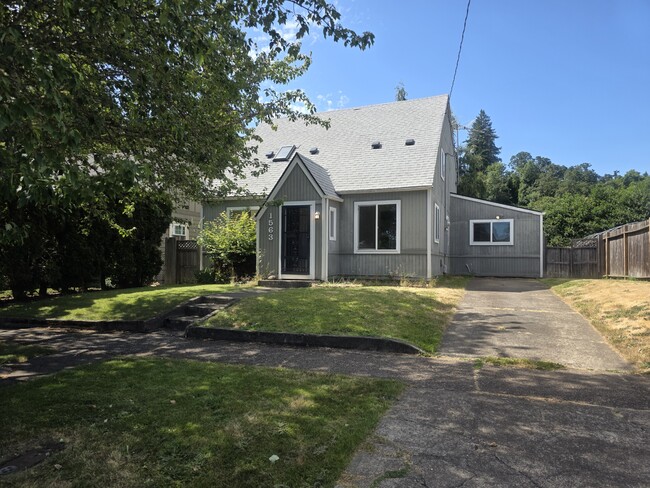 property at 1563-MHH1563 6th St NW