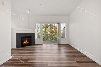 15375 SW Mallard Dr in Beaverton, OR - Building Photo - Building Photo