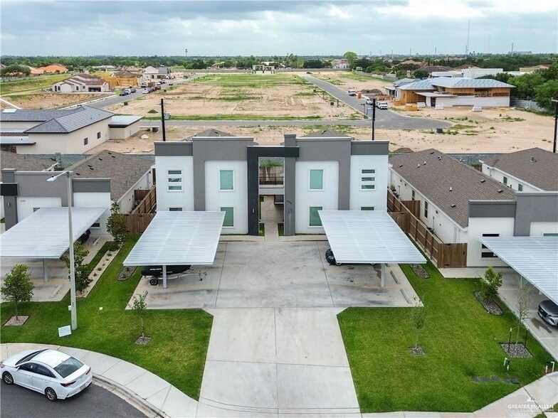 3204 S Colt Ln, Unit 1 in Edinburg, TX - Building Photo