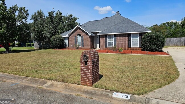 property at 212 Trader's Pass