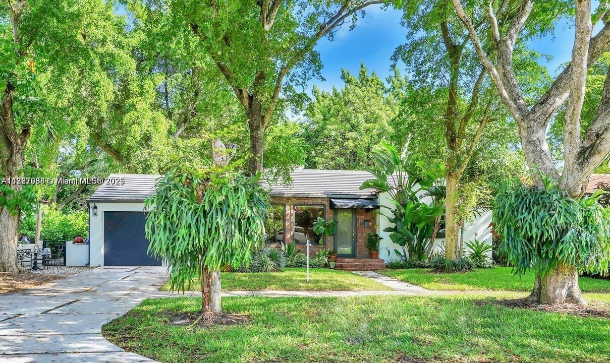 45 NE 98th St in Miami Shores, FL - Building Photo