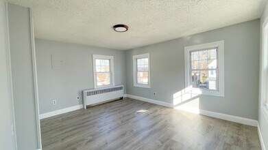 342 Boulevard Ave in Pitman, NJ - Foto de edificio - Building Photo