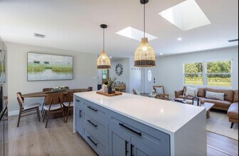 16932 Aintree Dr W in The Acreage, FL - Building Photo - Building Photo