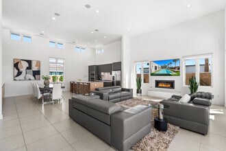 57887 Salida del Sol in La Quinta, CA - Building Photo - Building Photo