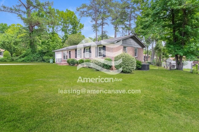 9416 S Chelsea Rd in Columbia, SC - Foto de edificio - Building Photo