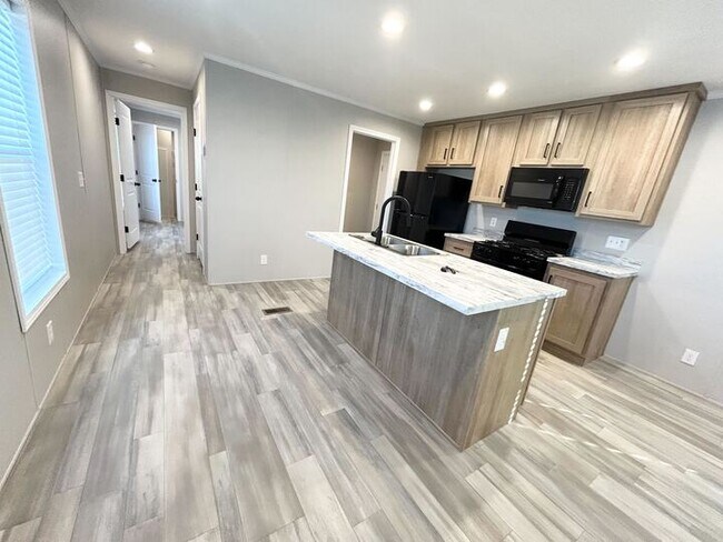 52962 N Yorktown Ct in Chesterfield, MI - Building Photo - Building Photo