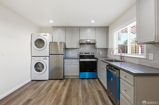 1942 Peggy Dr in Pleasant Hill, CA - Building Photo - Building Photo