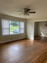 3188 Valley Park Dr in Vestavia, AL - Foto de edificio - Building Photo