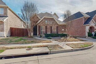 2108 Harris Pl in Plano, TX - Building Photo