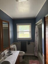 6299 Crestwood Ave in Kalamazoo, MI - Building Photo - Building Photo
