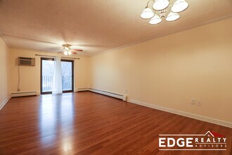 104 Winter St, Unit 1 in Waltham, MA - Building Photo - Building Photo