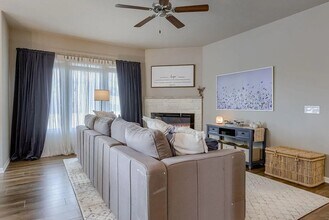 14810 S 19th St in Bellevue, NE - Building Photo - Building Photo