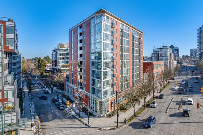 Residences on Seventh in Vancouver, BC - Building Photo - Primary Photo