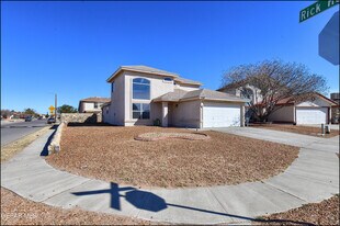 5568 Rick Husband Dr in El Paso, TX - Building Photo