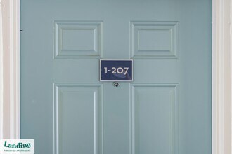 10200 Falcon Pine Blvd in Orlando, FL - Building Photo - Building Photo