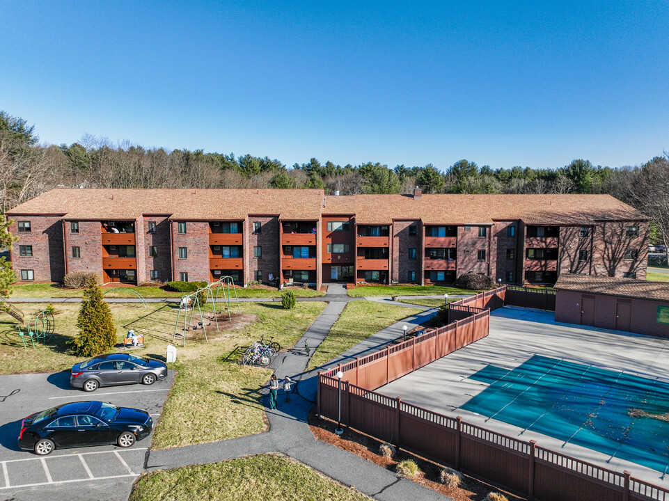 Briarbrook Village Condominiums in Acton, MA - Building Photo