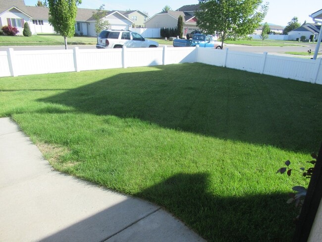 3670 Accipter Dr in Coeur d'Alene, ID - Building Photo - Building Photo